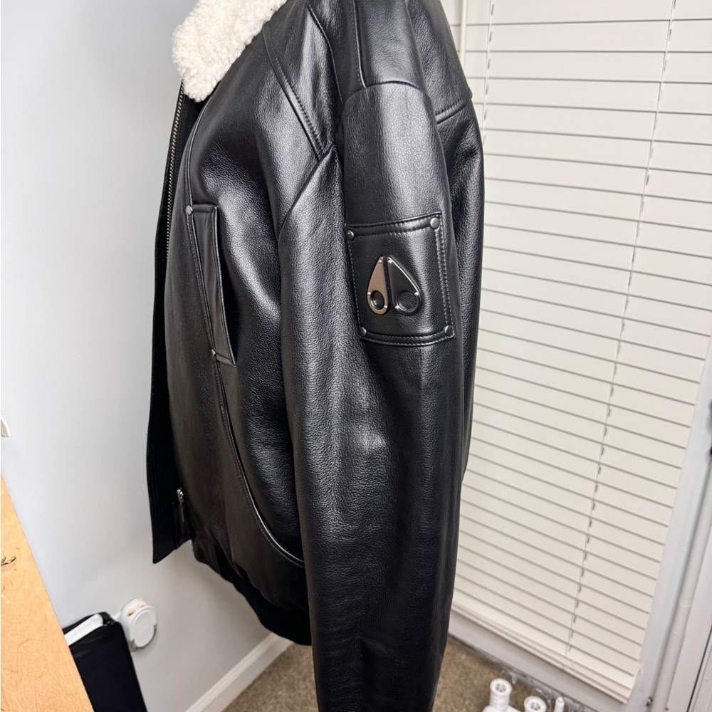 Moose knuckle leather bomber - Picture 2 of 16